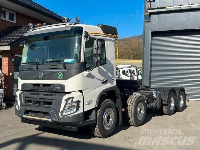 Volvo FMX 500 8x4 Chassis