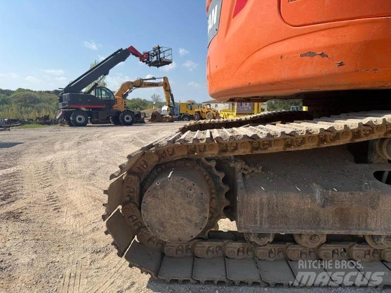 Doosan DX235LCR Gravemaskiner på larvebånd