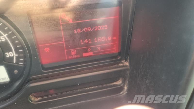 Renault C320 Lastbiler med tip