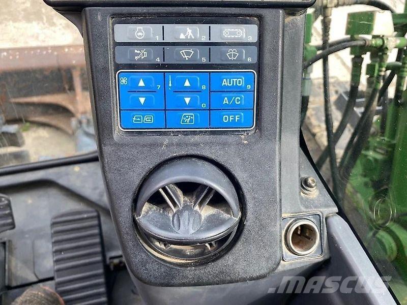 Komatsu PC138-8 Gravemaskiner på larvebånd