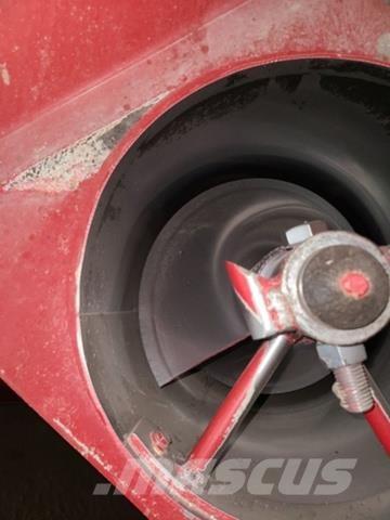  J & M 875 Grain Cart Entreprenør - Andet