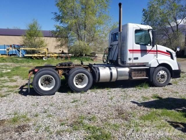 Volvo Semi Tractor Varevogne