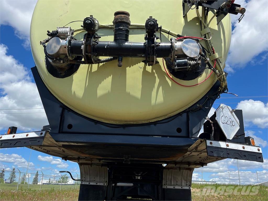 Advance  Tankanhængere