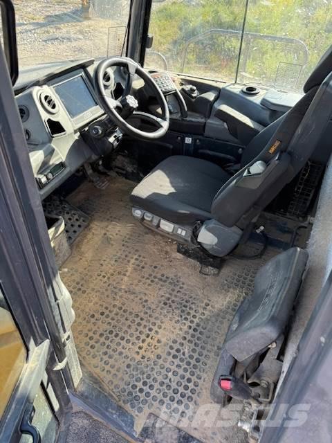 Bell B40E Terrængående lastbiler