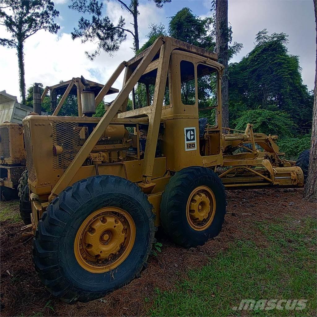 CAT 120 Vejhøvle / Gradere