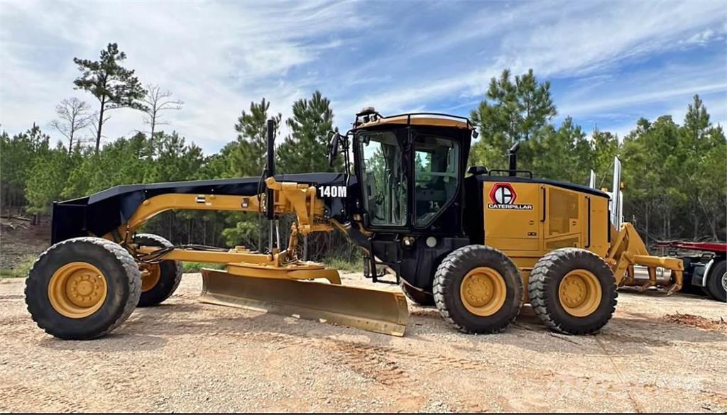 CAT 140M Vejhøvle / Gradere
