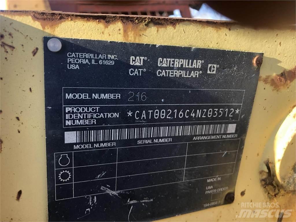 CAT 216B Minilæsser - skridstyret