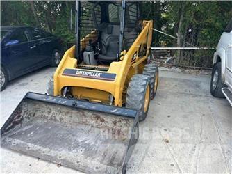 CAT 216B Minilæsser - skridstyret