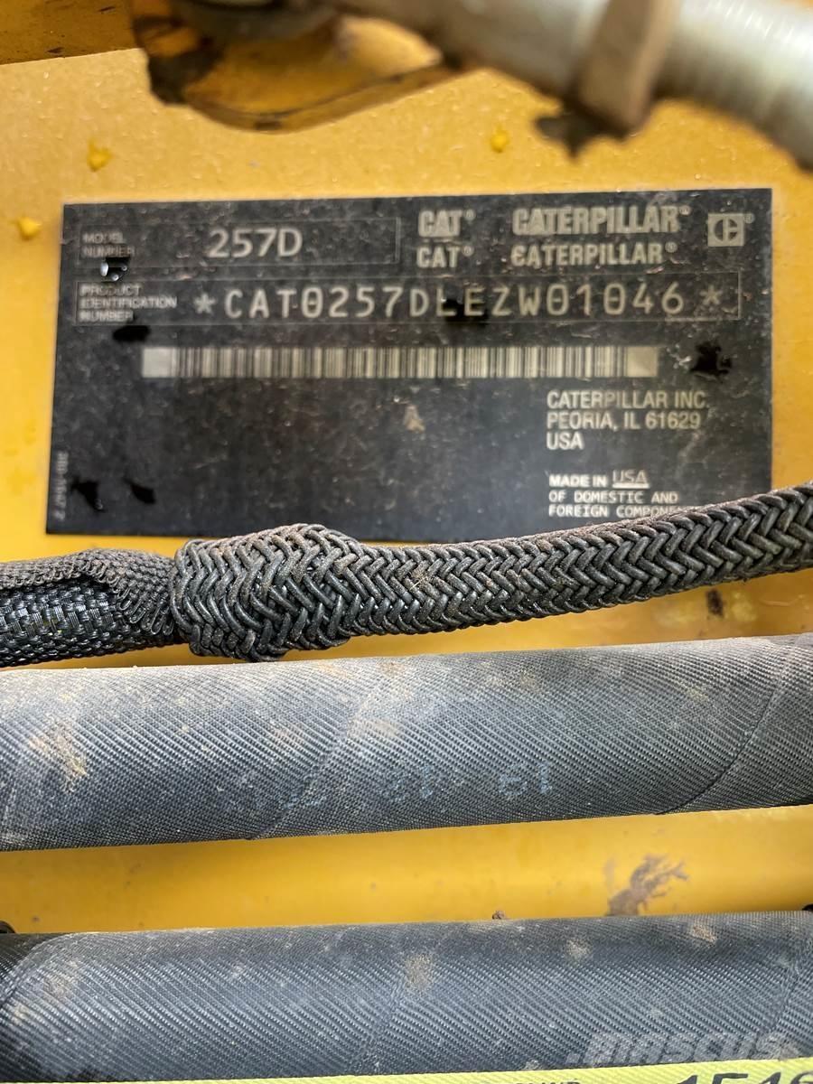 CAT 257D Minilæsser - skridstyret
