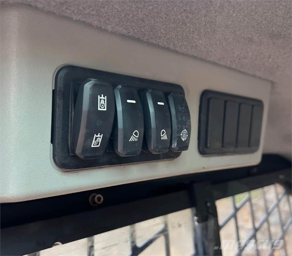 CAT 289D3 Minilæsser - skridstyret