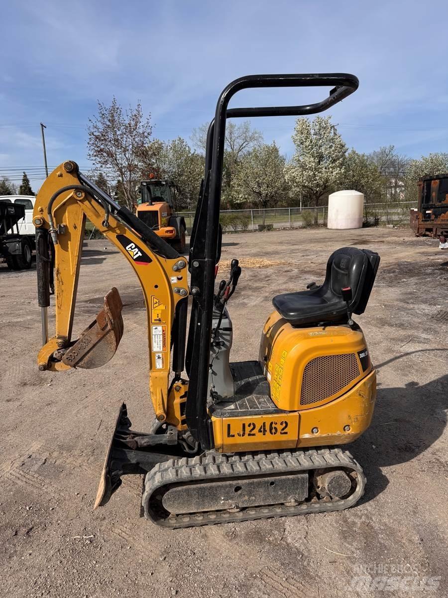 CAT 300.9D Minigravemaskiner