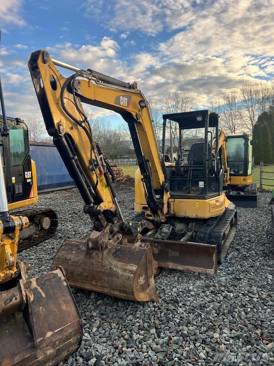 CAT 305 Minigravemaskiner