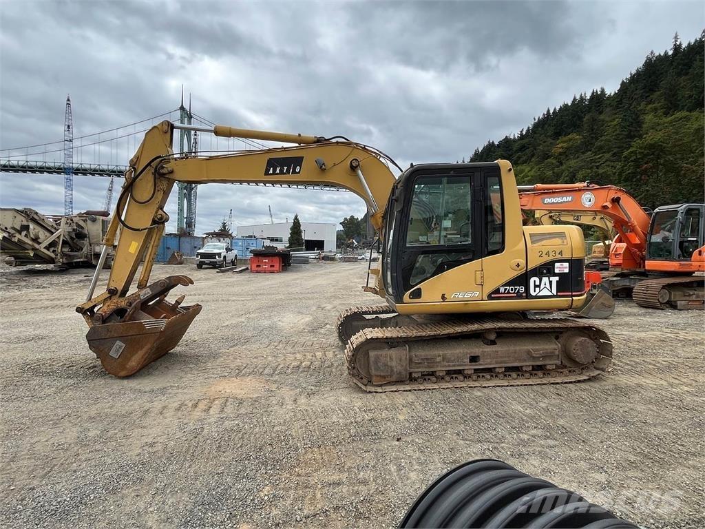 CAT 311C Gravemaskiner på larvebånd