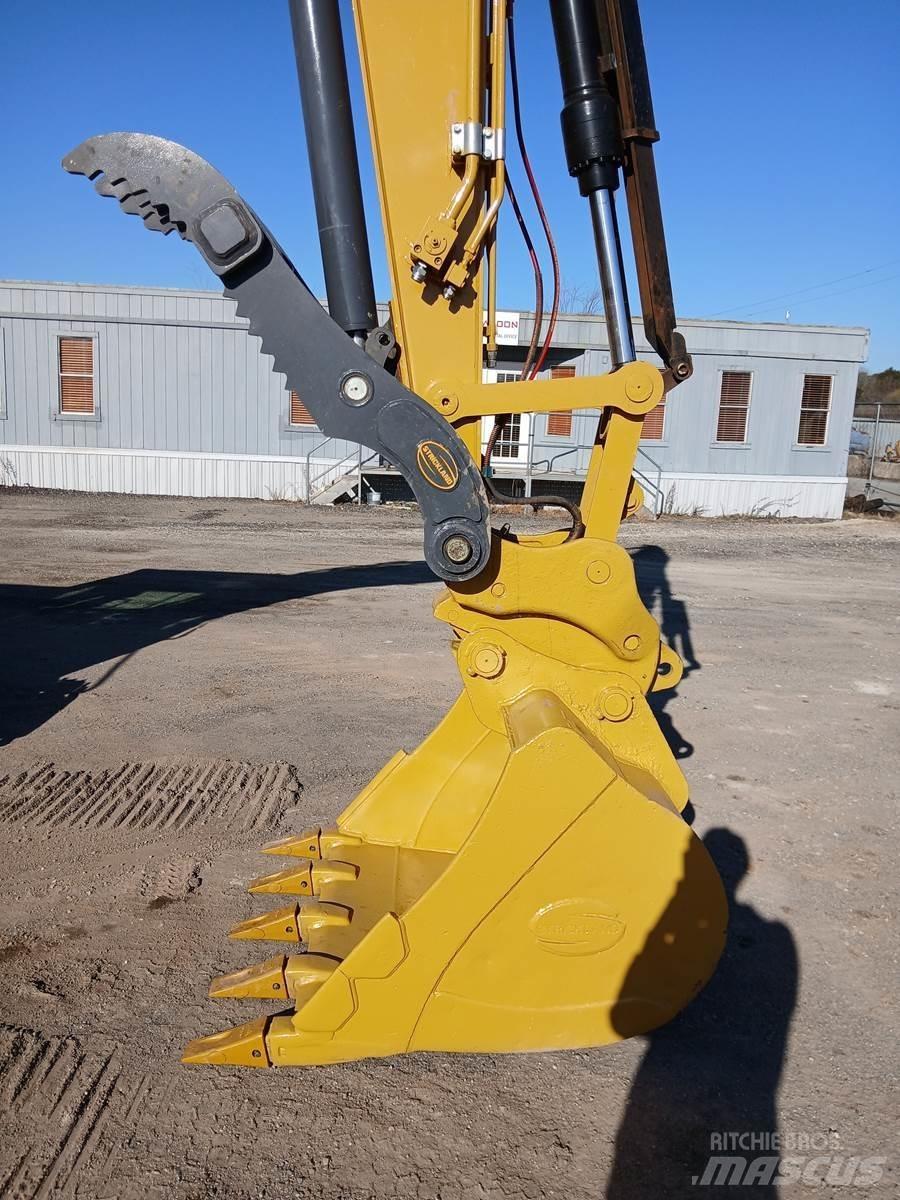 CAT 313FL Gravemaskiner på larvebånd