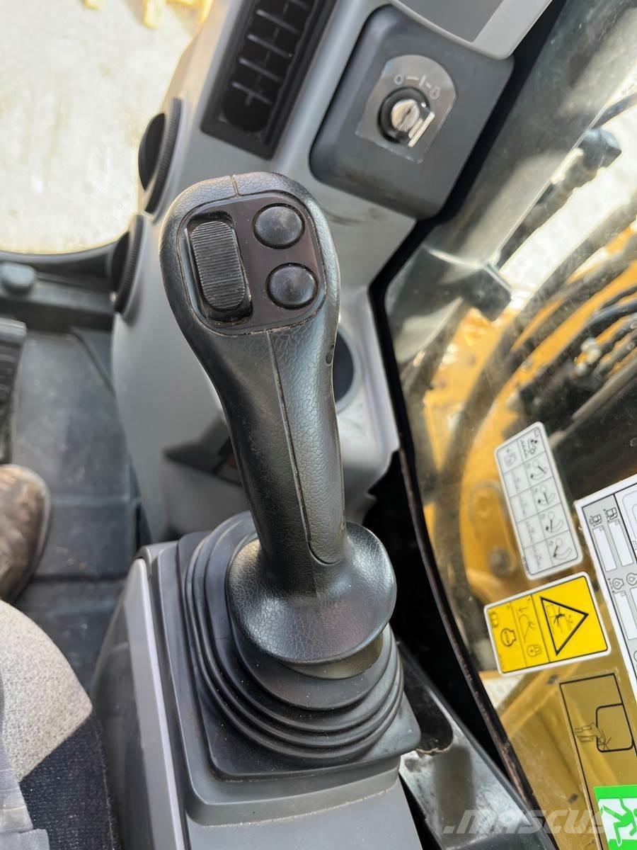 CAT 315FL Gravemaskiner på larvebånd