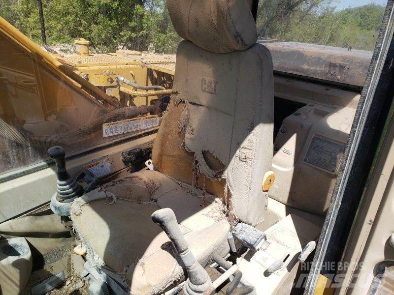 CAT 320L Gravemaskiner på larvebånd