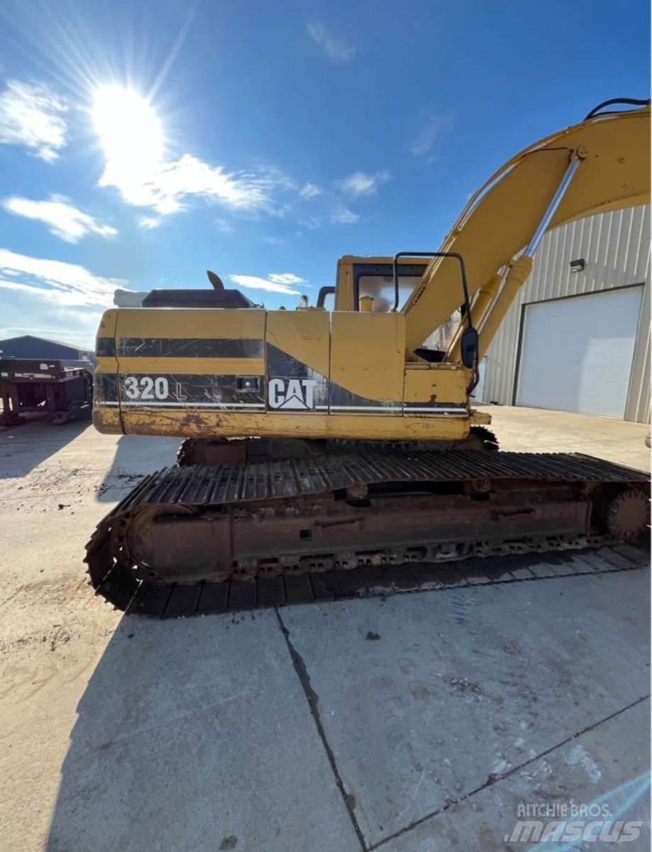 CAT 320L Gravemaskiner på larvebånd