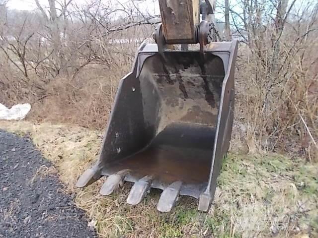 CAT 322L Gravemaskiner på larvebånd