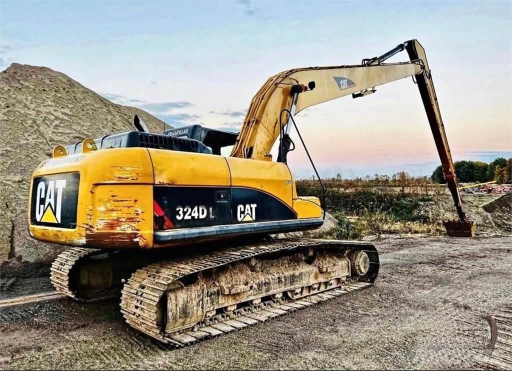 CAT 324DL Gravemaskiner på larvebånd