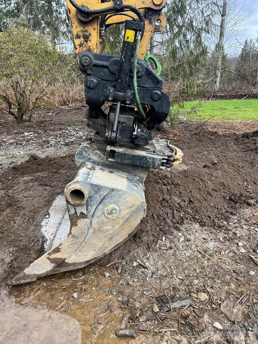 CAT 325 Gravemaskiner på larvebånd