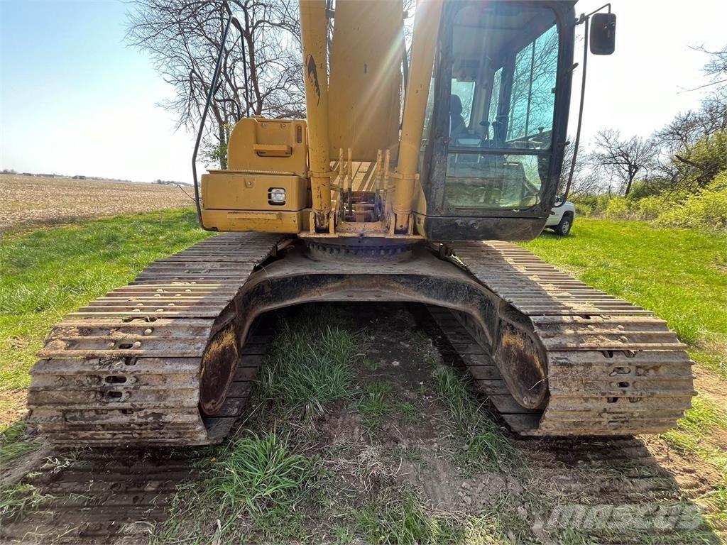 CAT 325CL Gravemaskiner på larvebånd