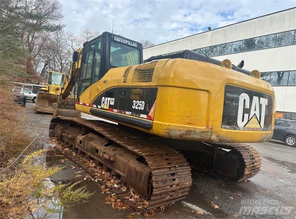 CAT 325DL Gravemaskiner på larvebånd