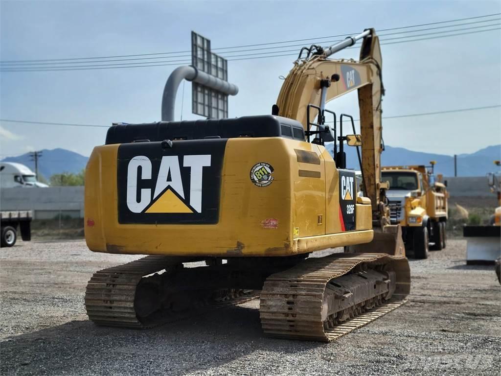 CAT 326F Gravemaskiner på larvebånd