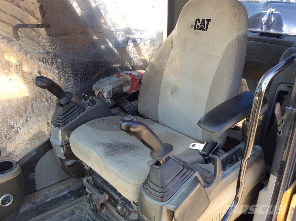 CAT 329DL Gravemaskiner på larvebånd