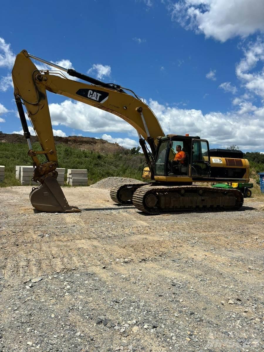 CAT 330DL Gravemaskiner på larvebånd