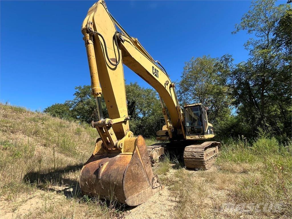 CAT 330L Gravemaskiner på larvebånd