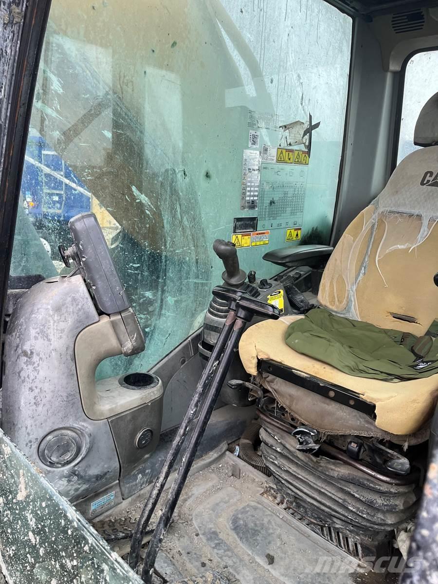 CAT 345CL Gravemaskiner på larvebånd
