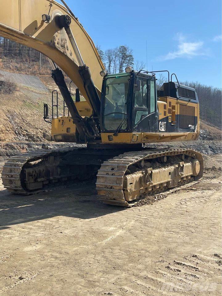 CAT 374DL Gravemaskiner på larvebånd
