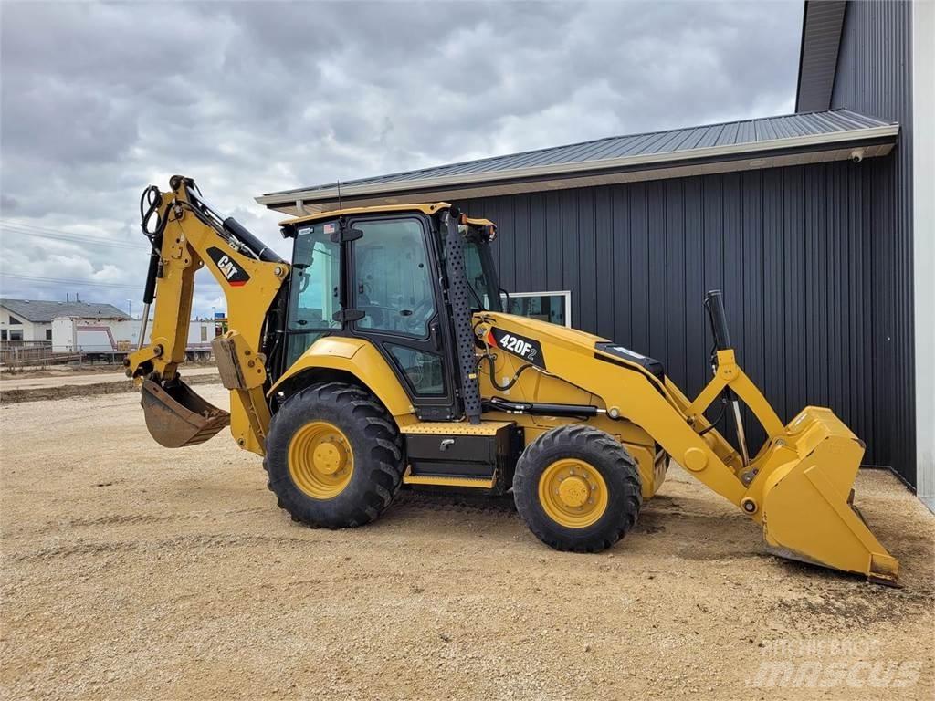 CAT 420F2 Rendegravere