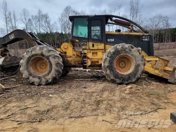 CAT 525B Udslæbningstraktorer