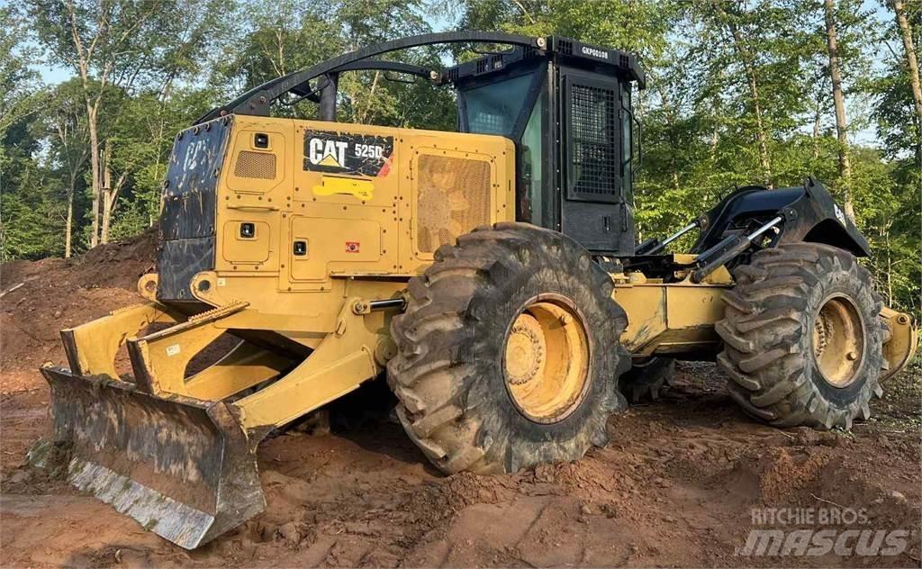 CAT 525D Udslæbningstraktorer