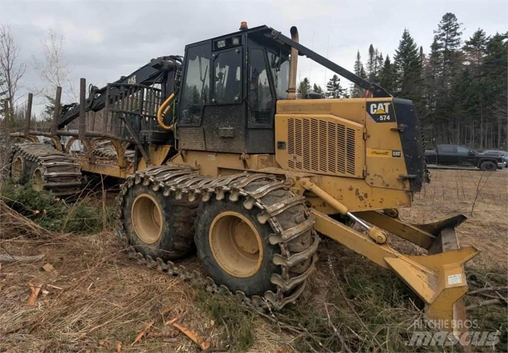 CAT 574 Udkørselsmaskiner
