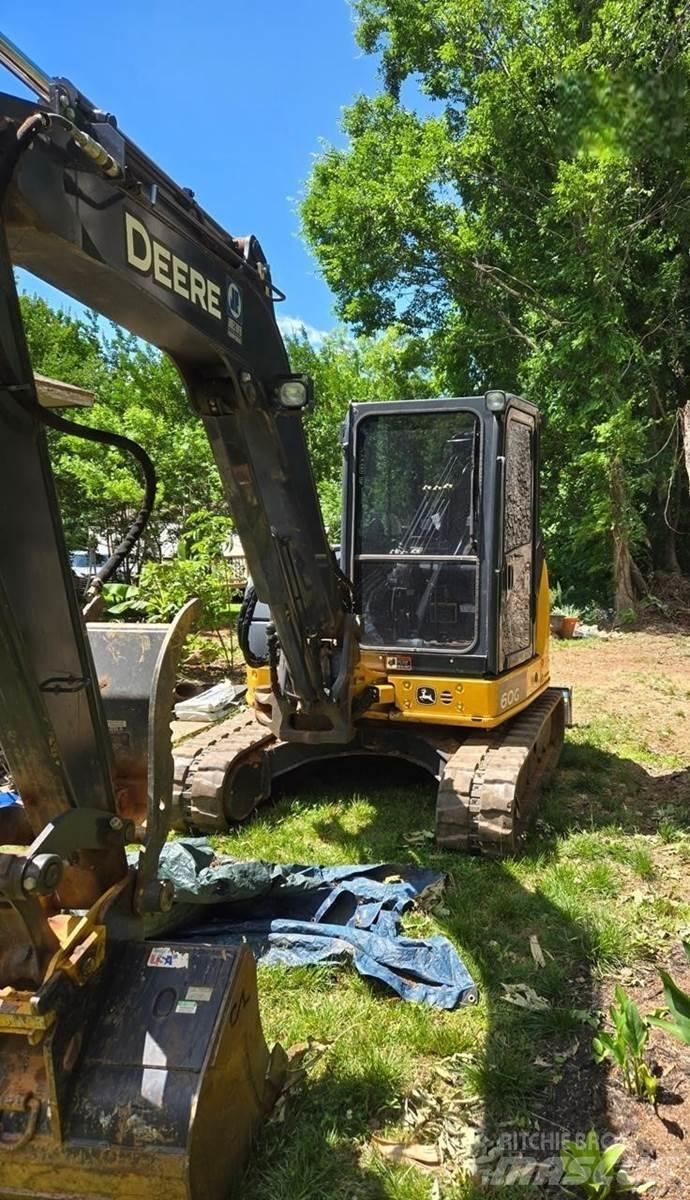 CAT 60 Minigravemaskiner