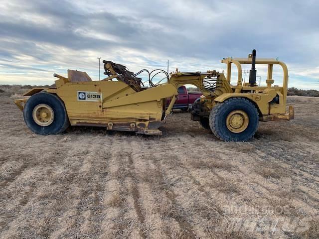CAT 613B Skrabere