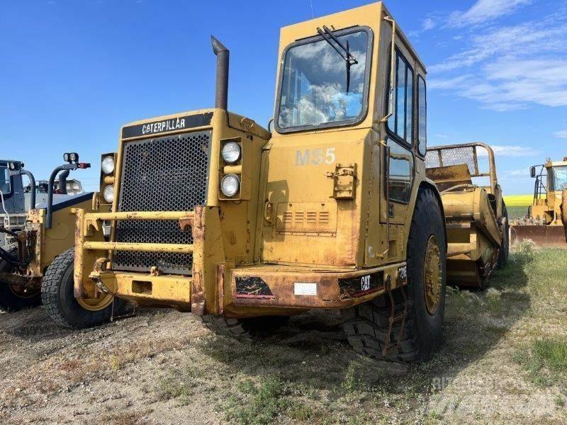 CAT 621E Skrabere