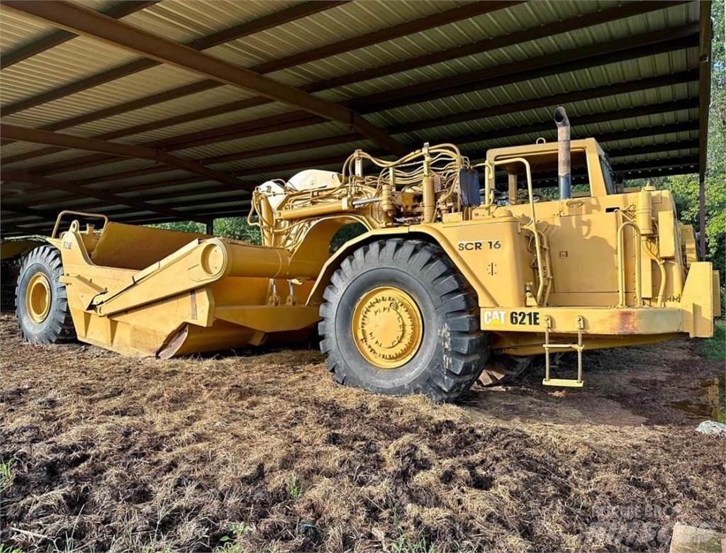 CAT 621E Skrabere