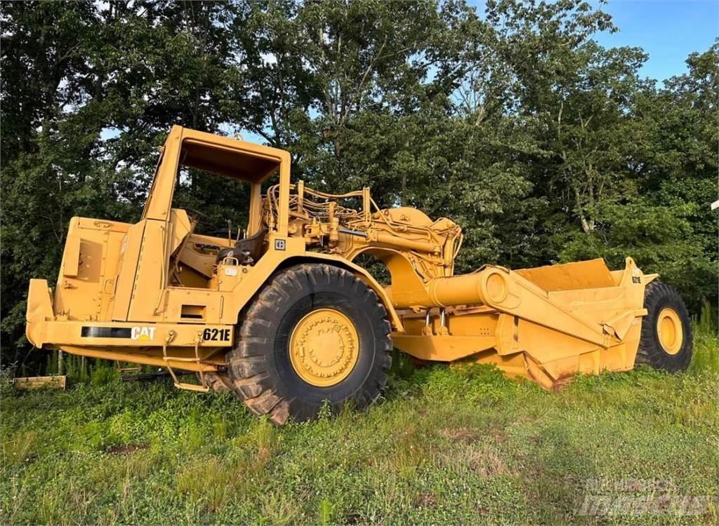 CAT 621E Skrabere