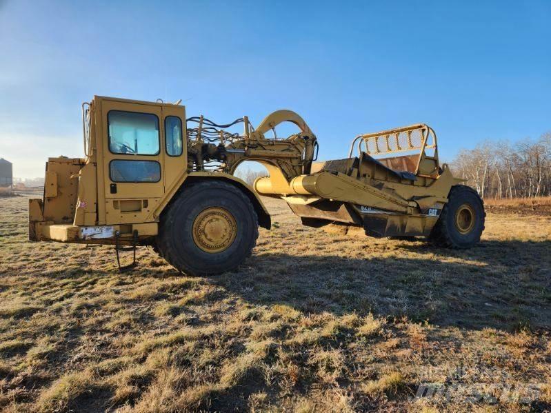 CAT 621F Skrabere