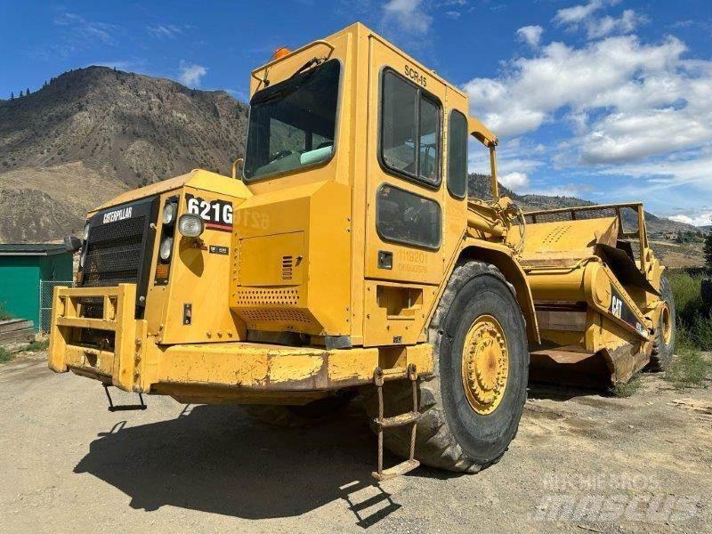 CAT 621G Skrabere
