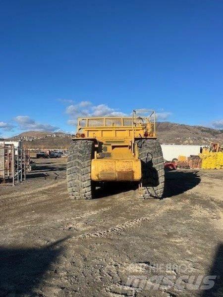 CAT 621G Skrabere
