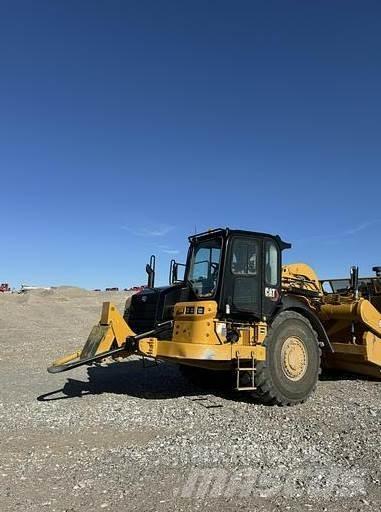 CAT 627 Skrabere