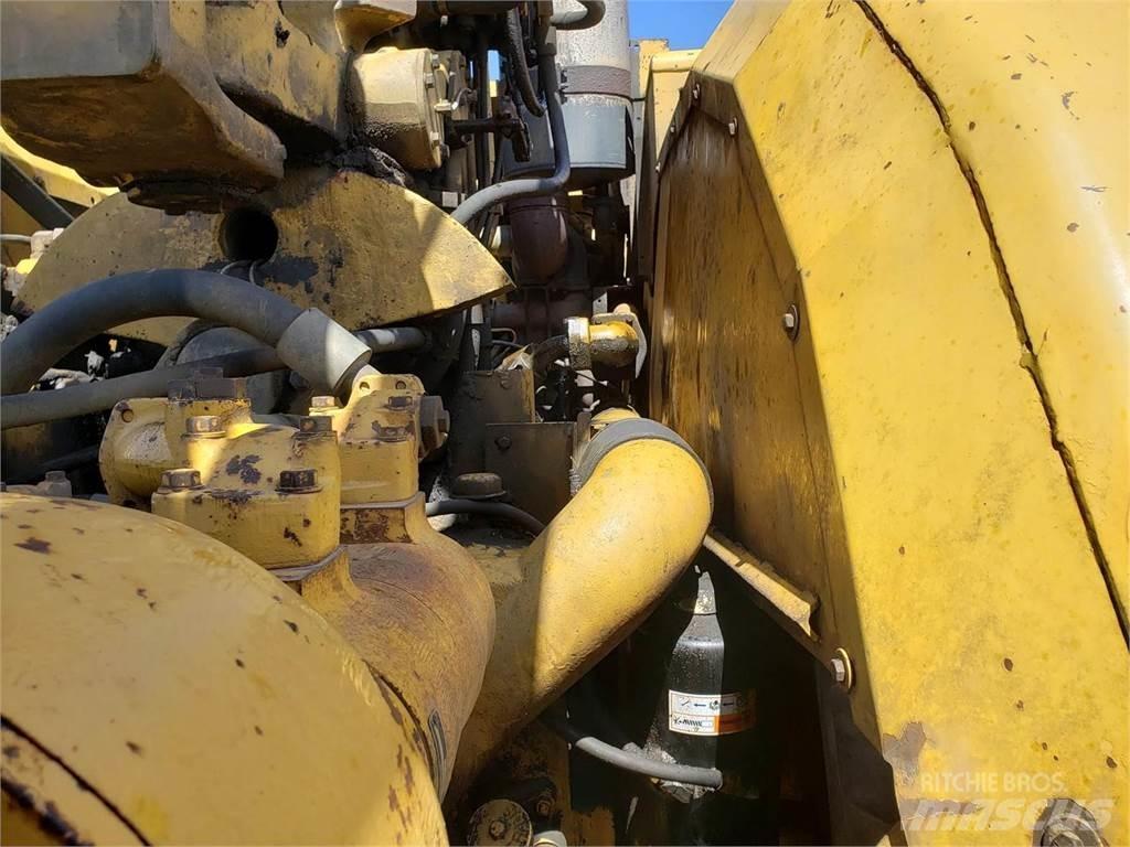 CAT 631D Skrabere