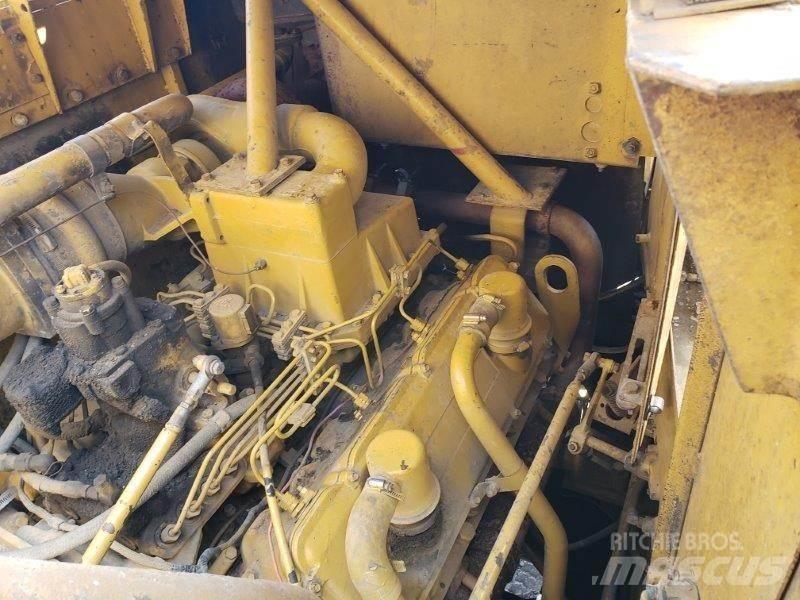CAT 631D Skrabere