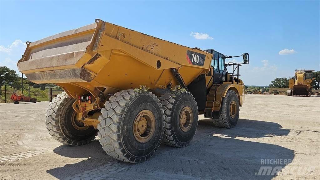 CAT 740GC Terrængående lastbiler