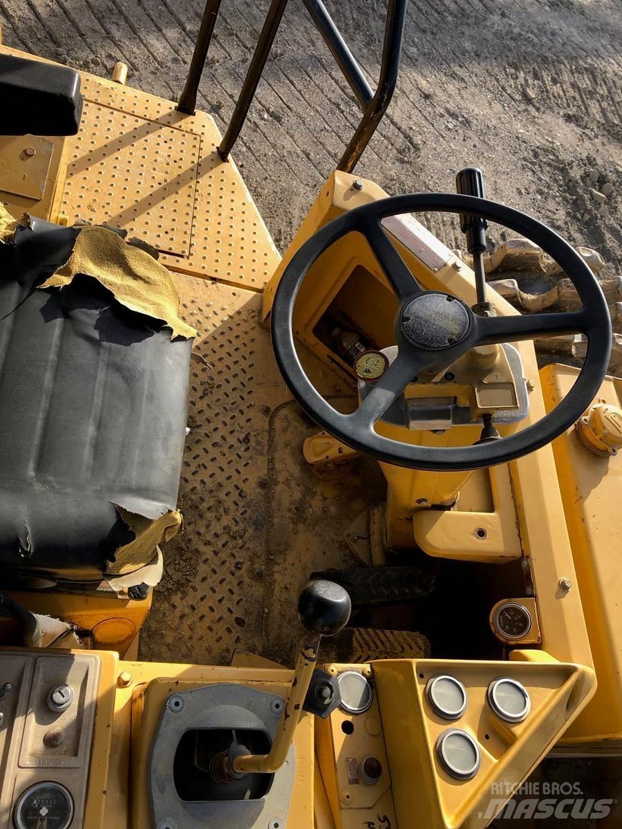 CAT 815B Jordvibrationstromler
