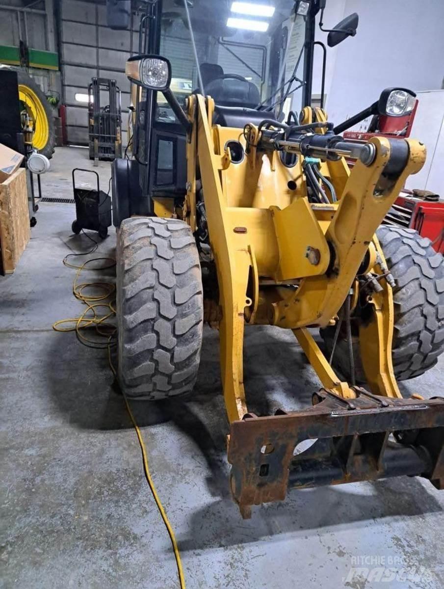 CAT 906H Læssemaskiner på hjul